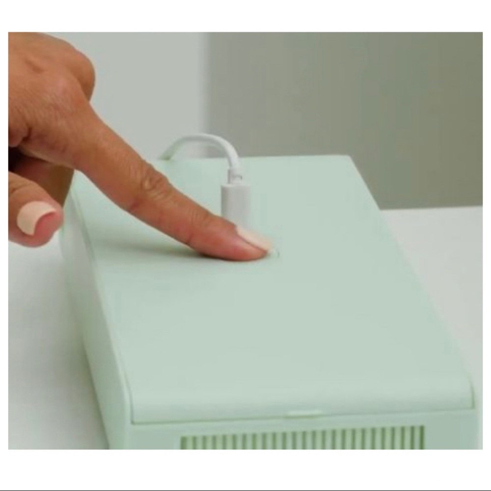 UV Sanitizer Dish by Tech Candy for phones or keys Mint Color - Picture 4 of 9